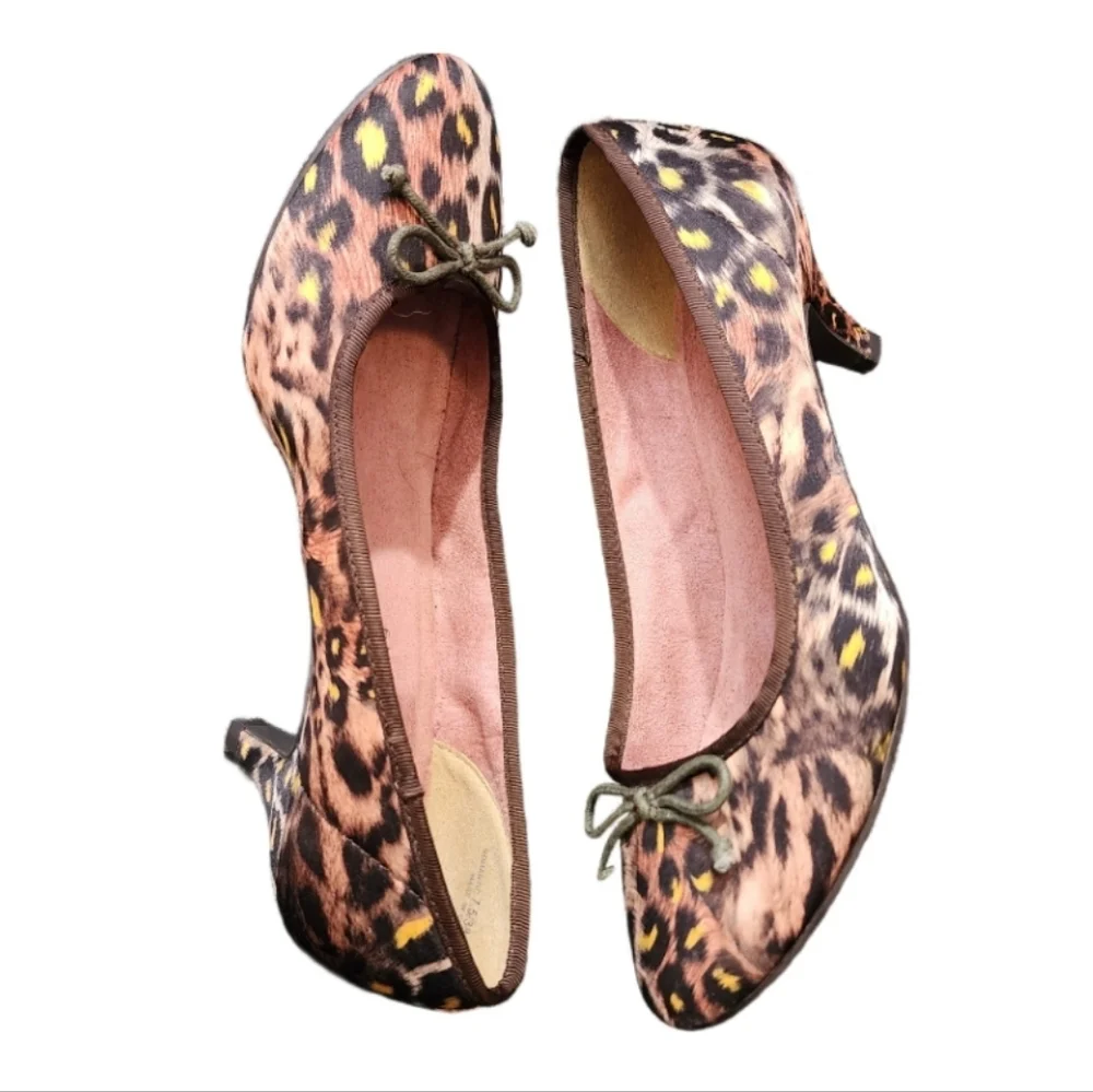 CL by Laundry Leopard Print Ballet Flats Tan Size 7.5 M - Picture 4 of 10